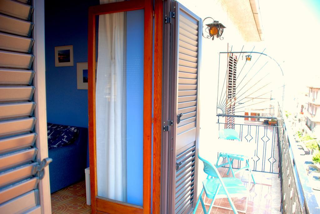 Apartament Casa Maccers Giardini-Naxos Pokój zdjęcie