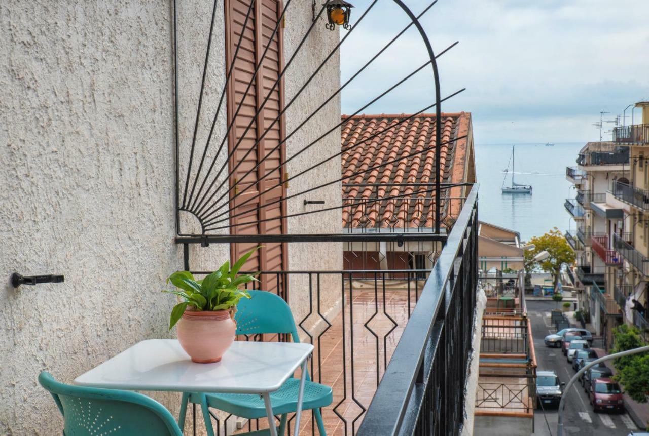 Apartament Casa Maccers Giardini-Naxos Zewnętrze zdjęcie